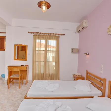 Andromeda Aparthotel 2*